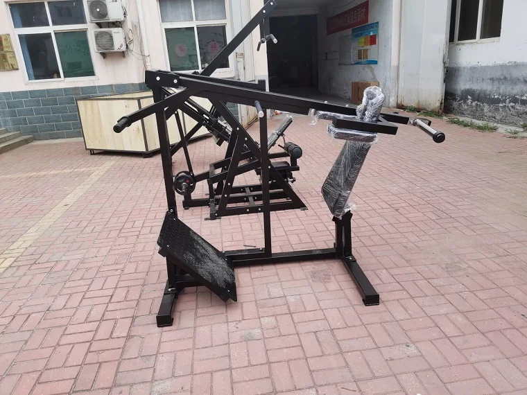 Professional Fitness Equipment Factory Directly Sell Sports Training Device Plate Loaded Pendulum Squat