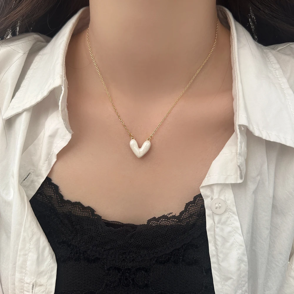 Vershal B-143 18K Gold Plated  Minimalist Fashion Jewelry Necklace 2023 New Design Creative Love Pendant Necklace