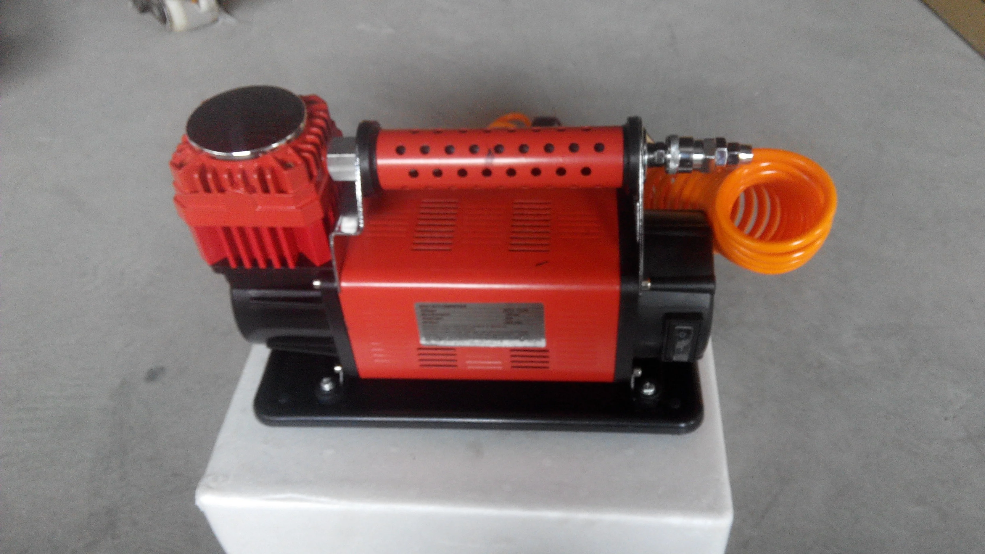 4x4 Compressor OEM 4wd 4x4 Accessories Portable Air Compressor