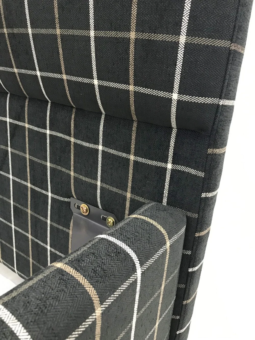 Italian Luxury Furniture Stylish Bedroom Set Black & White Plaid Bed High Quality King Size Modern Double Bed Fabric Bed