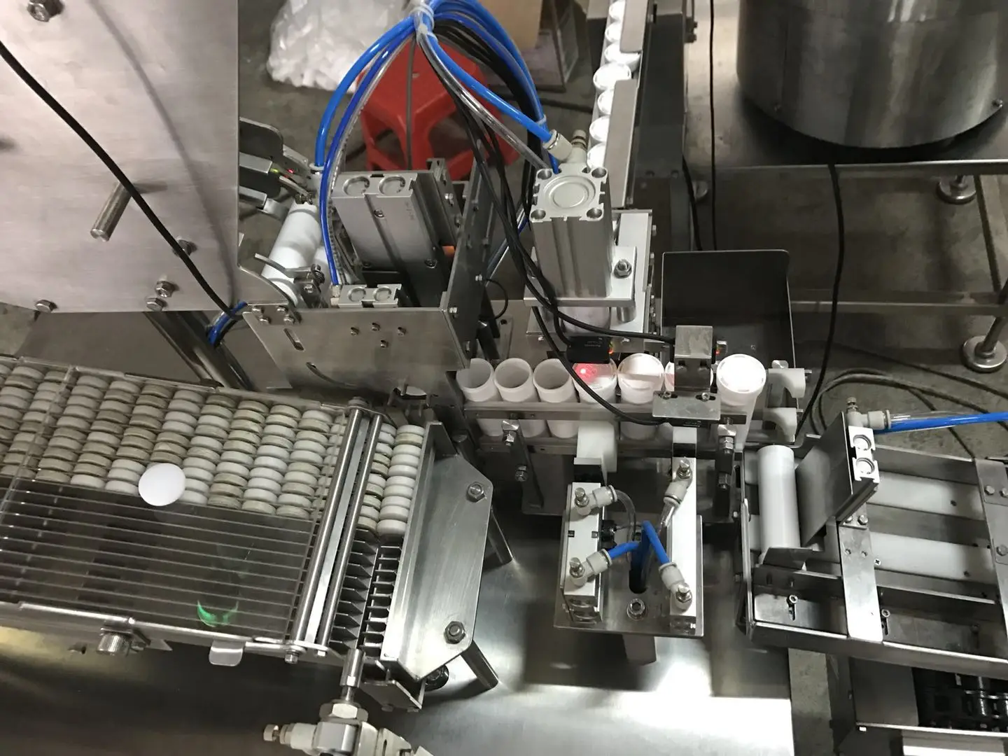 candy/vitamin c/effervescent tablet packaging machine