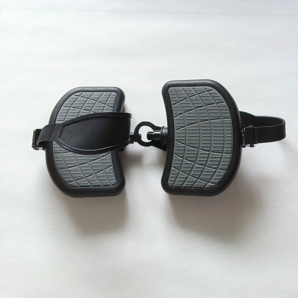 Exercise Bike Parts Upright Bike Plastic Pedals With Straps Life fitness replacement JD-48A