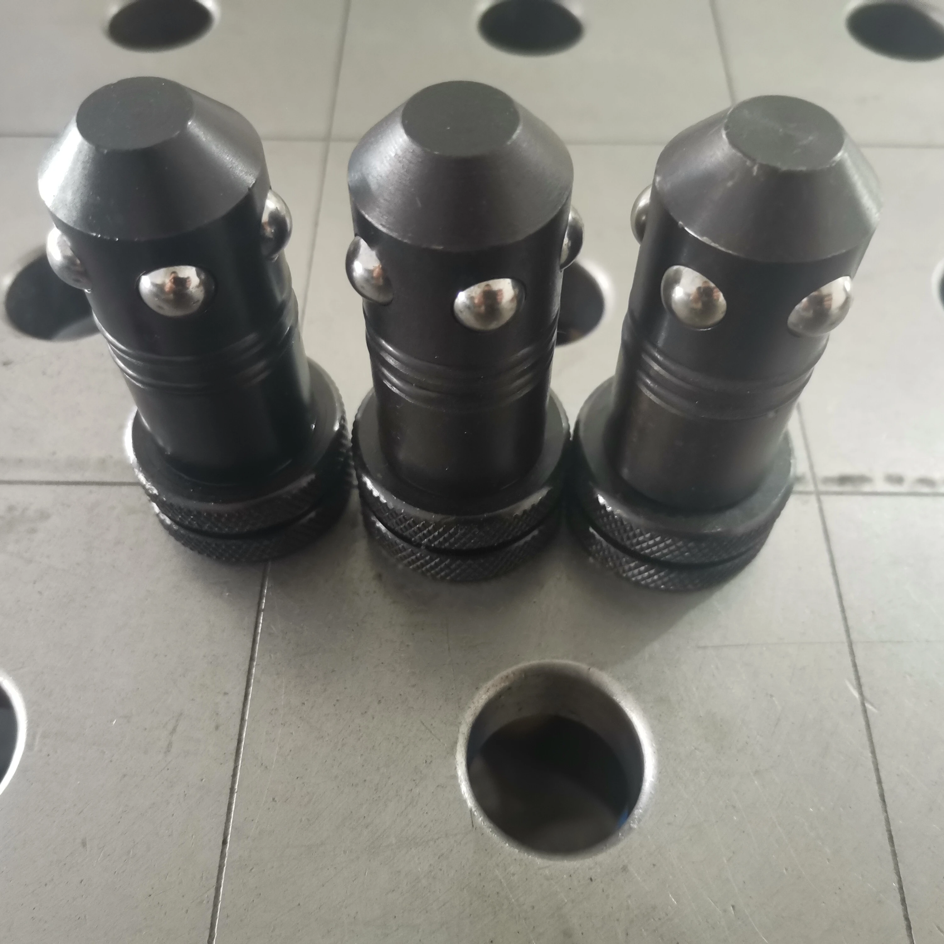 3D flexible welding table fixture