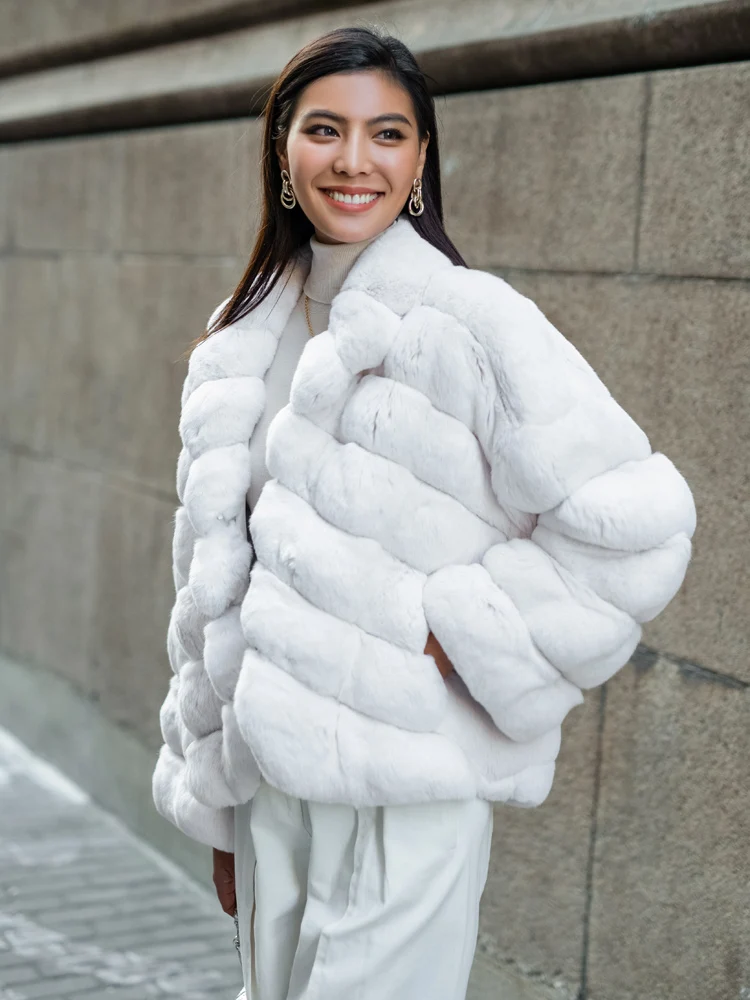 Wholesale Price American Style Medium Length White Fluffy Fox Fur Shawl Collar Women Real Fox Fur Coat