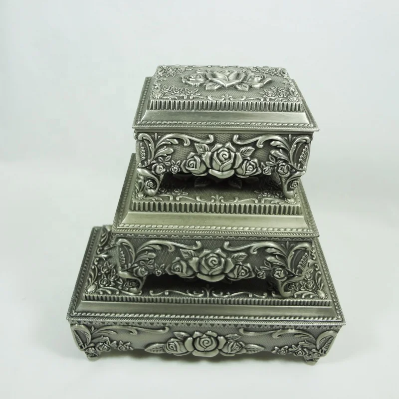 Fashion Rectangular Alloy Jewelry Case In Pewter Plated