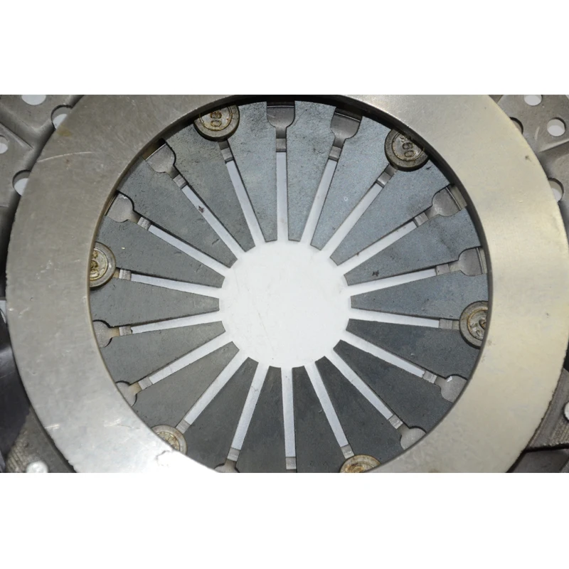 clutch cover auto parts 24540519 clutch pressure plate