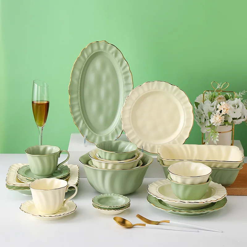 Nordic Style Luxury ceramic Phnom Penh tableware lace dishes and cups combination dinnerware set