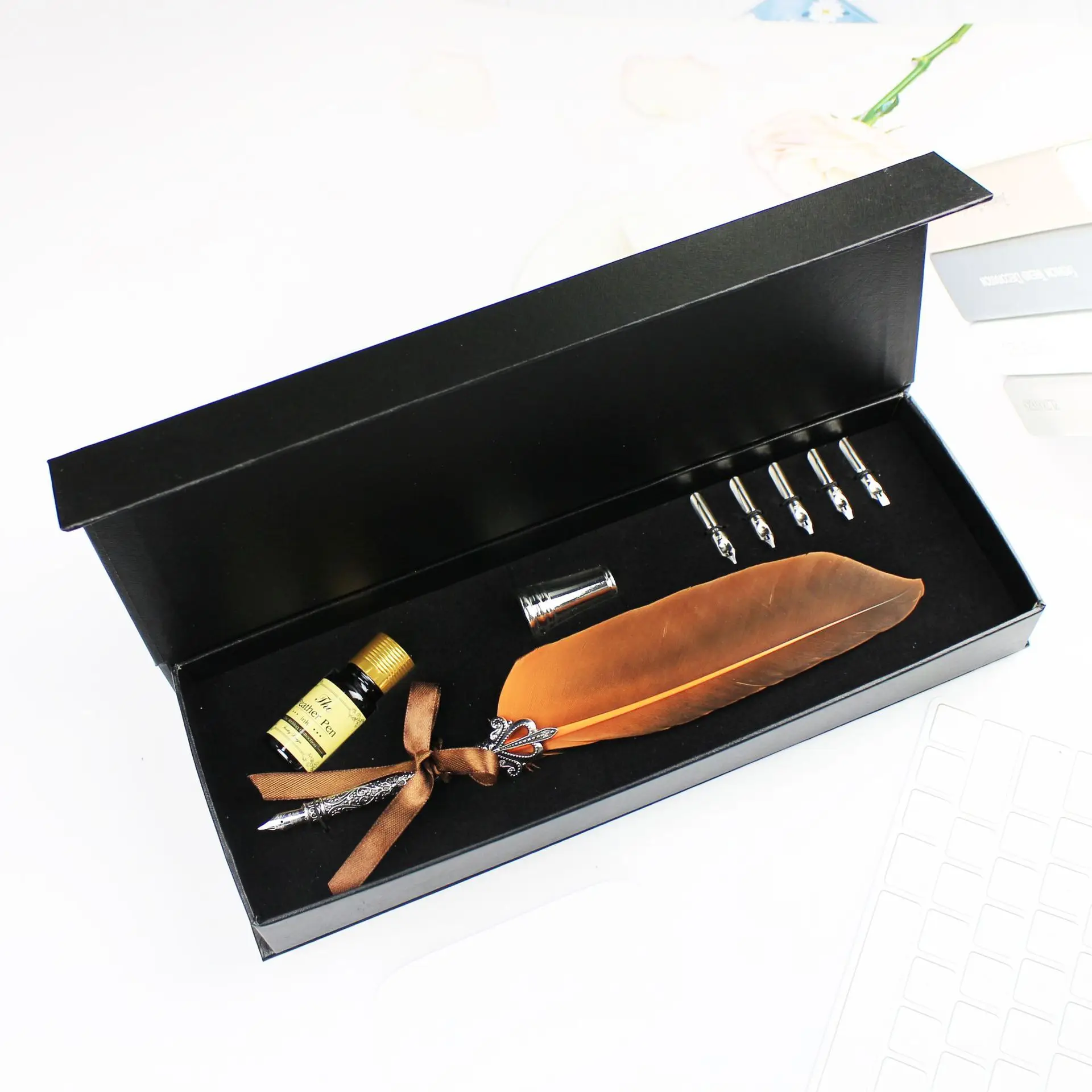 Mechanical Style Feather Pen Set Metal Nibs Fountain Pen With Ink 5 Replacement Nibs Set Calligraphy Writing Dip Pen For Gift