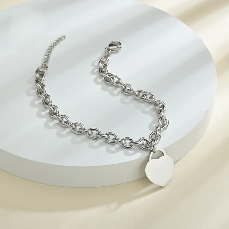 Hot Selling 2022 Toppik Jewelry Stainless Steel Chunky Chain Heart Charm DIY Lettering Name Engraving Bracelet