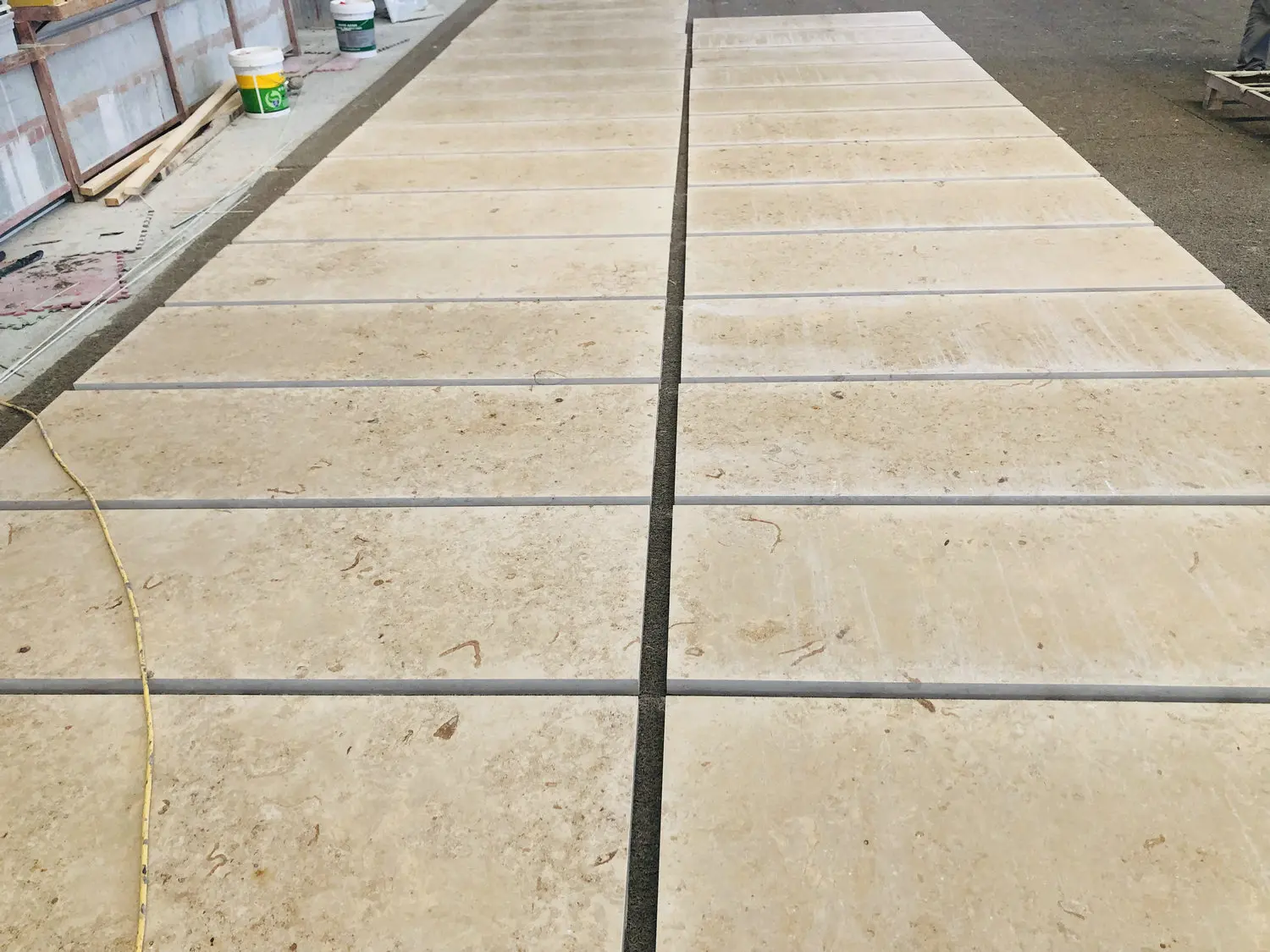 SHIHUI Luxury Exterior Stpne Wall Jura Beige Limestone Cladding Floor Tiles Outdoor And Indoor