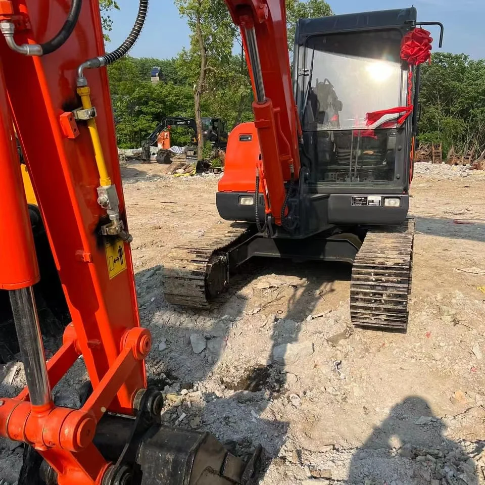 Высококачественный б/у Doosan DX60 колесный экскаватор в хорошем состоянии 6-тонный мини 6t прямые продажи с завода