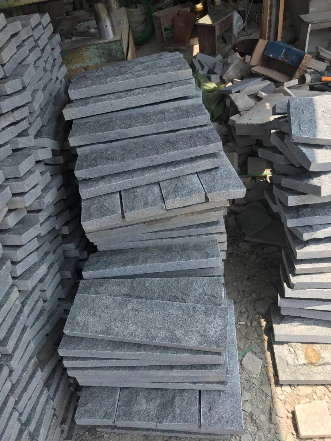 Dark Grey Granite Mushroom Stone 200x400 mm Tiles For Walls