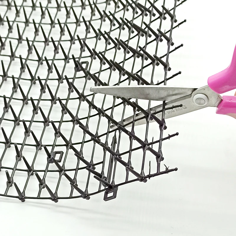 outdoor indoor plant protection plastic anti cat  scat garden deterrent mat spike