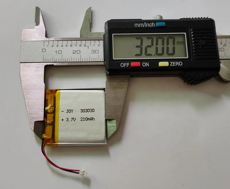 Hot sell 303030 3.7V 210mAh rechargeable li-polymer battery with pcb for electronic products