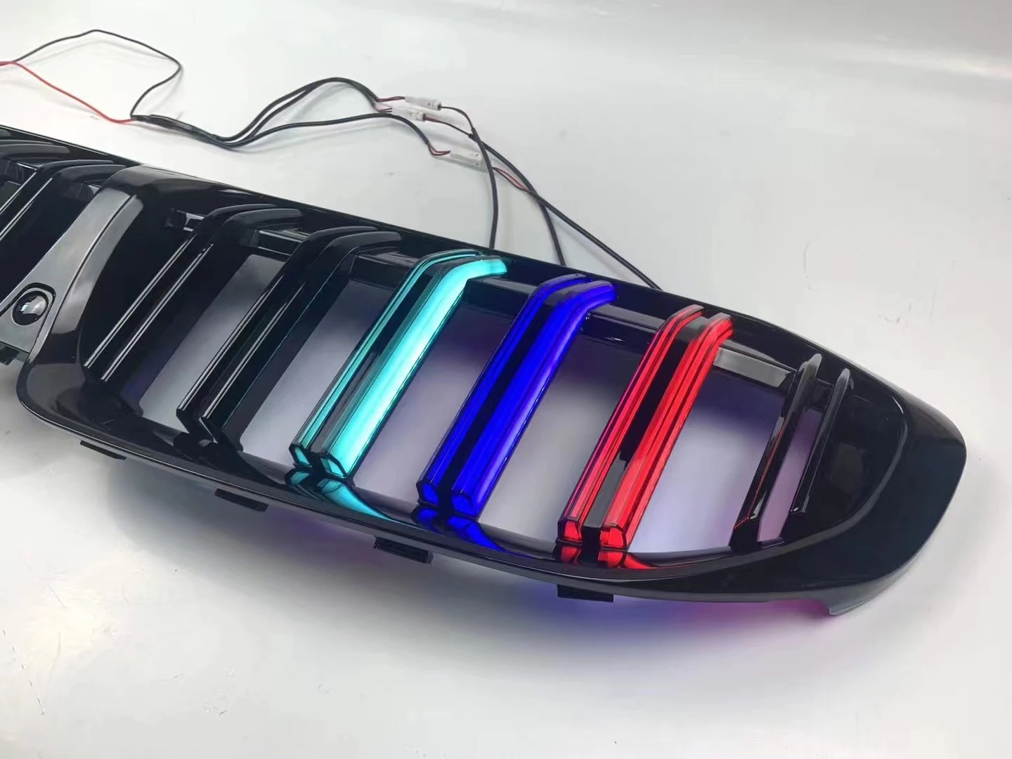Auto Body Parts Car Bumper Grill three-color luminous G20 G28 G30 G38 Front Grille For BMW 3-series 5-series 2020-2022