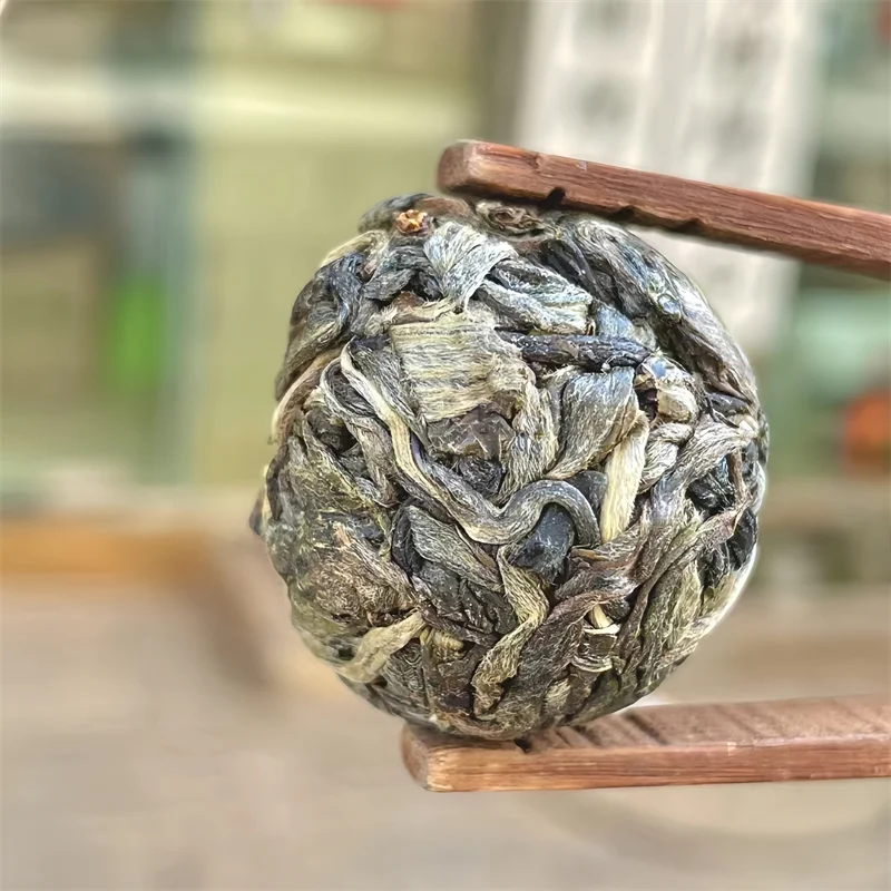 Yunnan high mountain shen puer чайный торт 10 грамм маленький сырой puerh cha bing