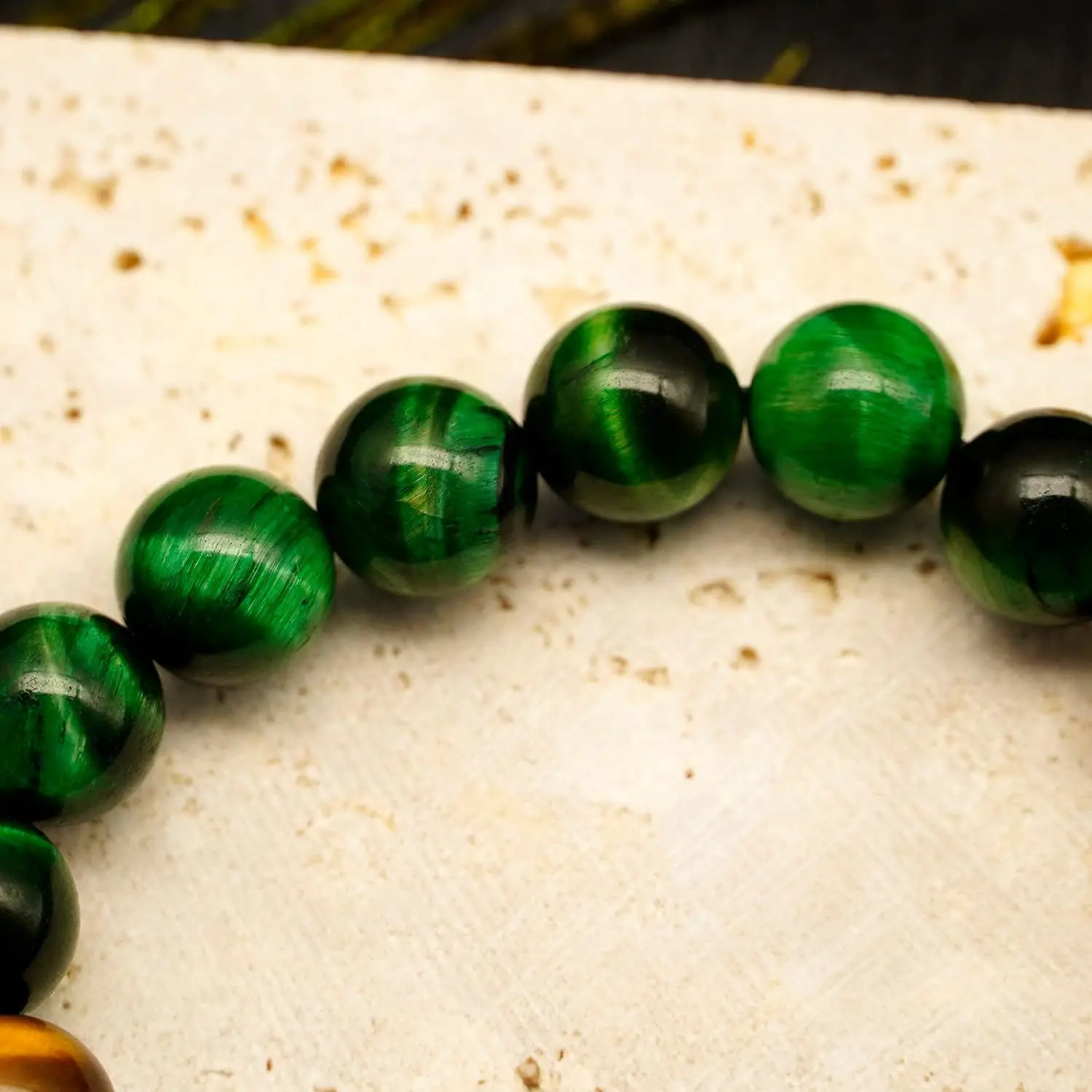 New Arrival 10mm Tiger Eye Stone Beaded Bracelet for Unisex Peacock feather Design Elastic Healing Energy Stone Beads Bracelet