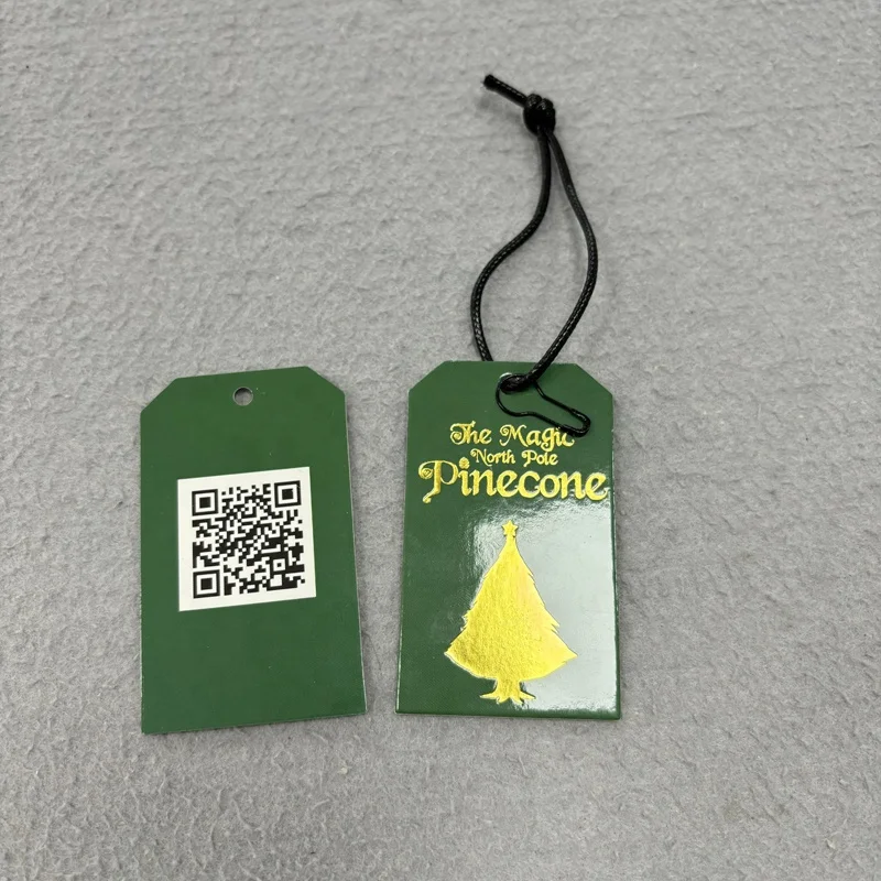 New Design Personalized Logo Jeans T shirt Paper Hang Tags Custom Shape Clothing Brand Tags With Hot Stamp Logo