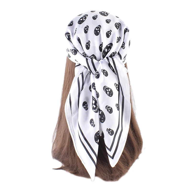 Новый Универсальный шелковый шарф с принтом головы черепа 70 маленьких квадратный повязка на голову для Хэллоуина