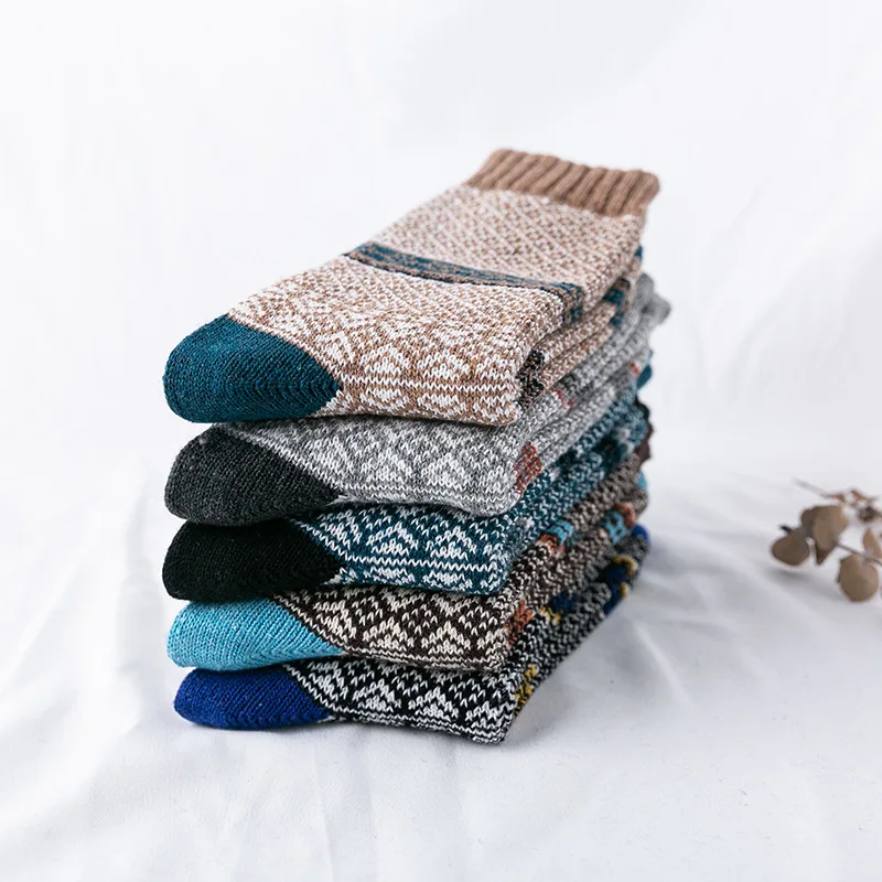 Winter Warm Thermal Thick Retro Merino Wool Socks Wholesale