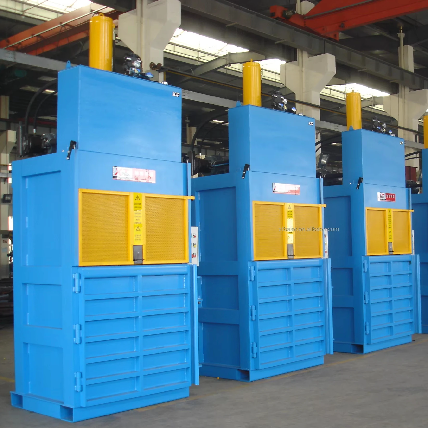 Vertical baler waste Plastic films/Aluminum cans /PET Bottles baling compressor machine