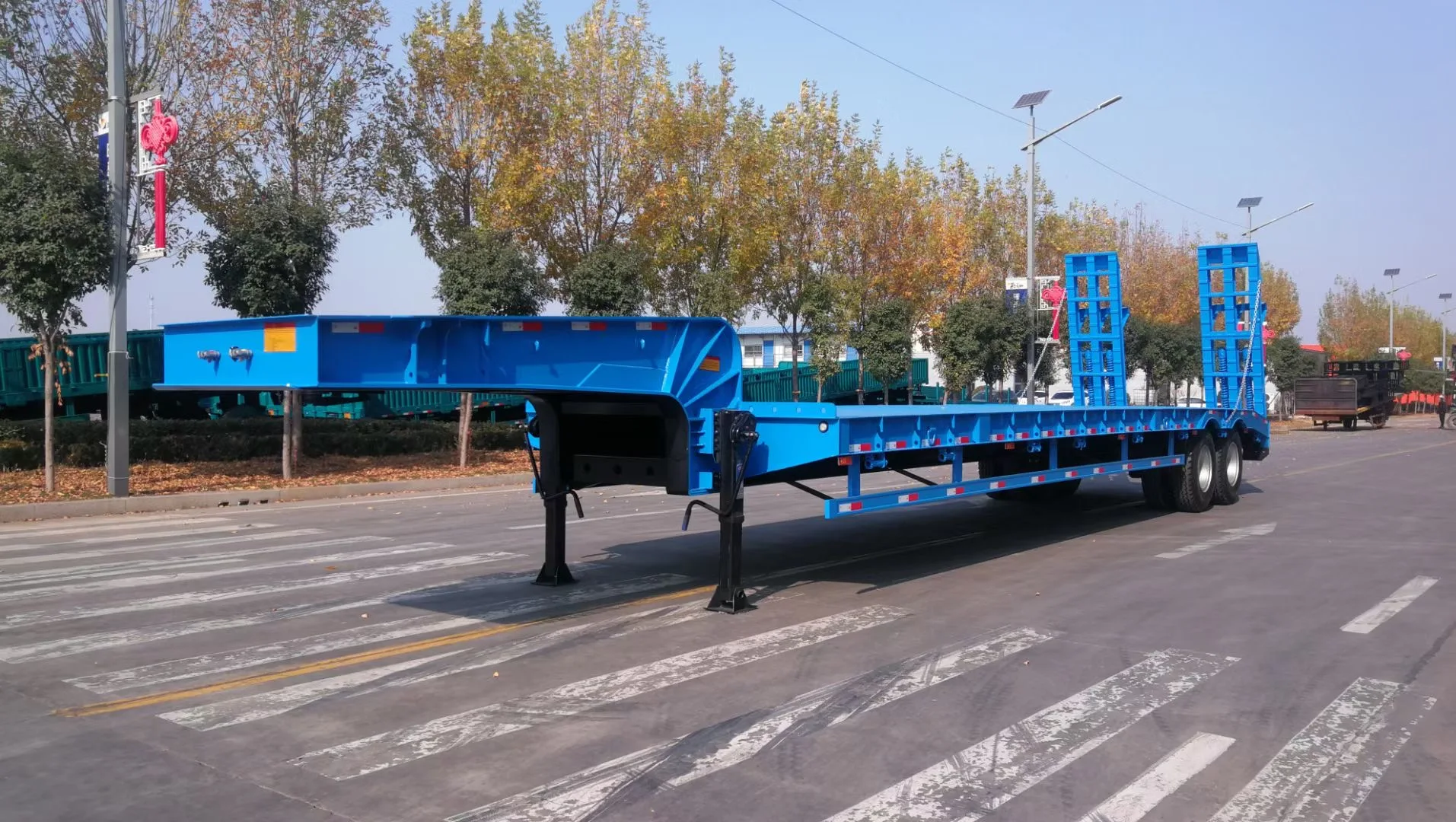 60-150 Tons 3 4 axles tractor excavator heavy duty lowbed Semi truck trailer and low loader lowboy Semi truck trailer
