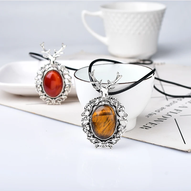 Nordic Sika Crystal Gemstone Red Agate Pendant Christmas Deer Necklace Silver Jewelry Black Cord Chain For Men And Women Gifts