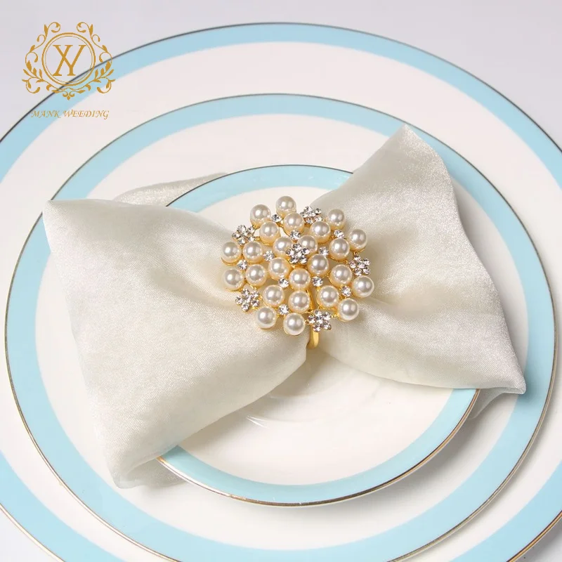 New Wedding Holiday Table Decorations Shiny Rhinestone Gold Pearl Napkin Ring Christmas Snowflake Napkin Buckle