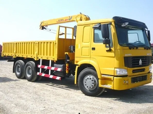 Подержанный кран Sinotruk Howo 6x4 10 12ton на