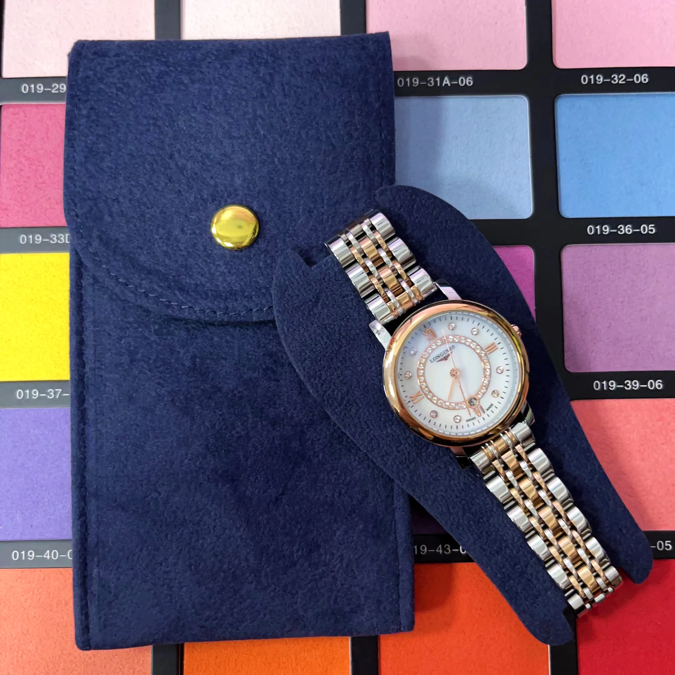 Custom Watch Travel Pouch watch gift needle felt jewelry bag for necklaces Green Premium Velvet Suede Watch Pouch With Insert