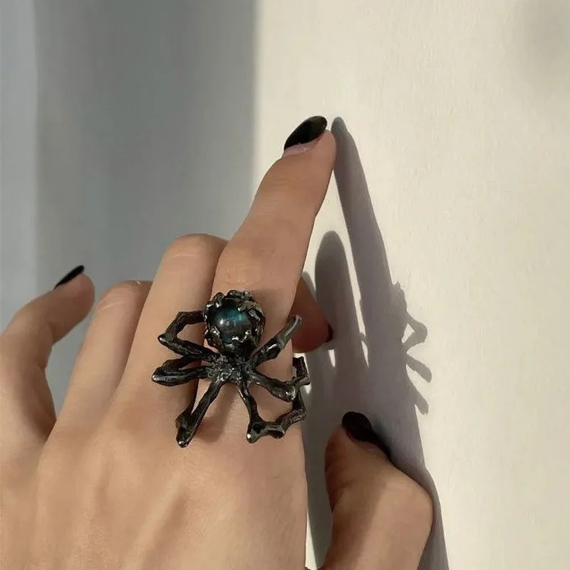 Personality Unique Gemstone Ring Retro Punk Halloween Ring Exaggerated Shiny Spider Gem Rings Set for Girls