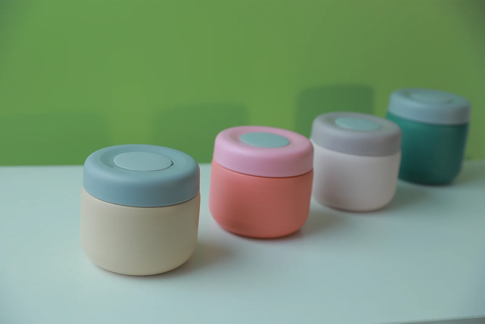 Factory Double Wall Insulated Vacuum Kids Lunch Box and Water Bottle Powder Coated Custom Logo Color Food Container