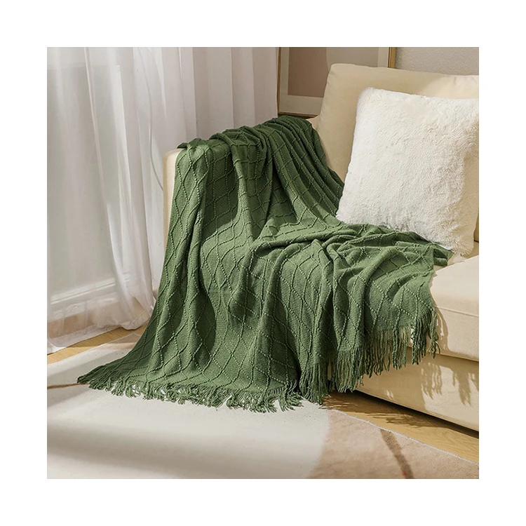 2024 Low Moq Decorative Lightweight  White Super Soft Cozy Textured Solid Tassels Acrylic Knitted Couch Throw Blanket