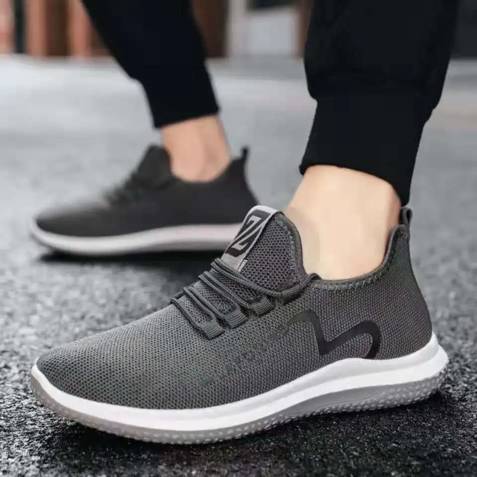 2022 Wholesale Mesh Breathable Slip On Men Shoes Sneakers Fashion Sport Running Shoes Athletic Tennis Walking Shoes for Men
