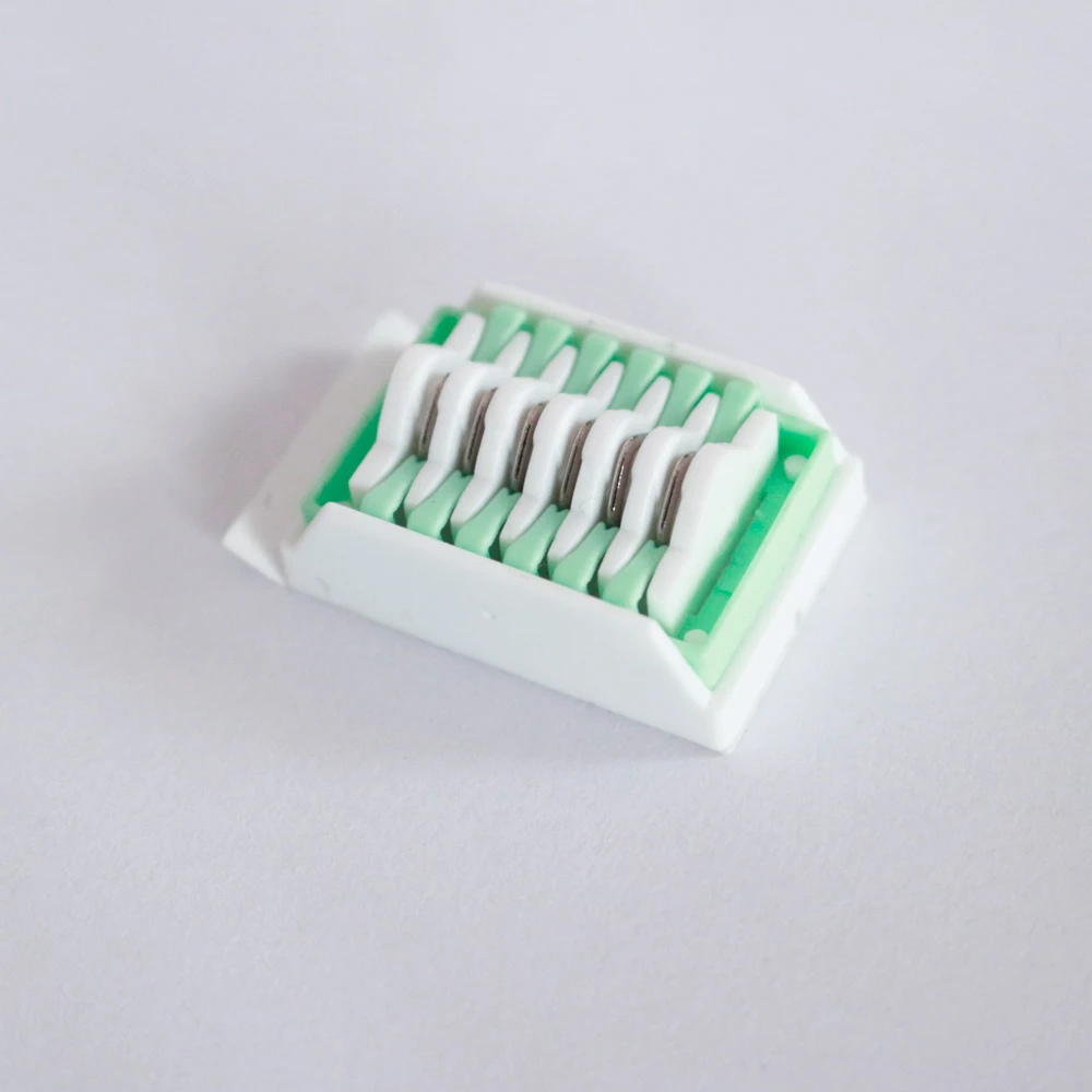 Medical Titanium Ligating Clips For Laparoscopic Endoscope Applier Sterilized Clip