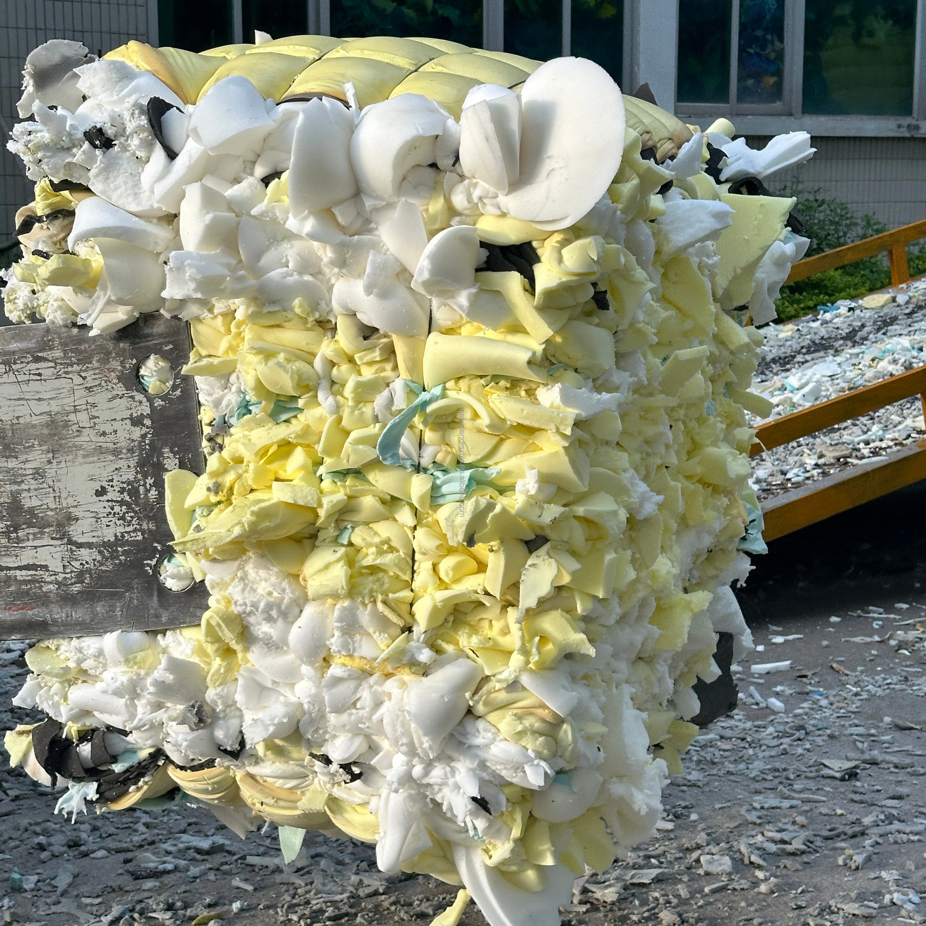 Оптовая цена поставщик чистого лома из пенопласта и пенополиуретана быстрая доставка