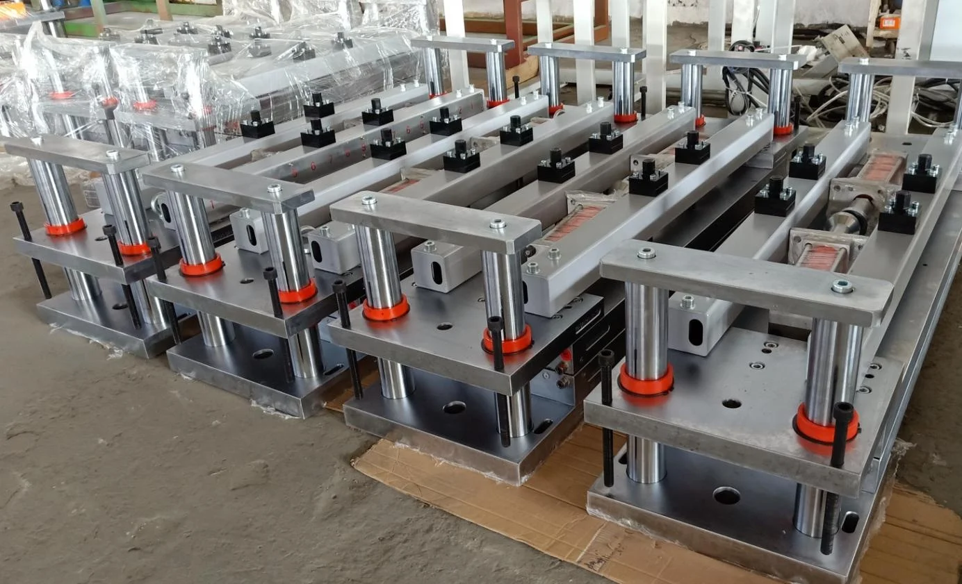 Mounted Drawing Board Silk Screen Engraving Foamed PVC Board Extrusion Tooling