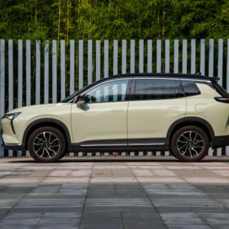 Smart Automotive High Performance Life New Energy Vehicle Weima W6 City  Electric Cars