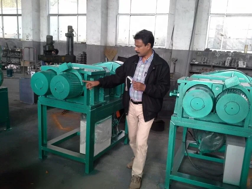 Factory direct sale tire wire separator/waste tyre recycling line