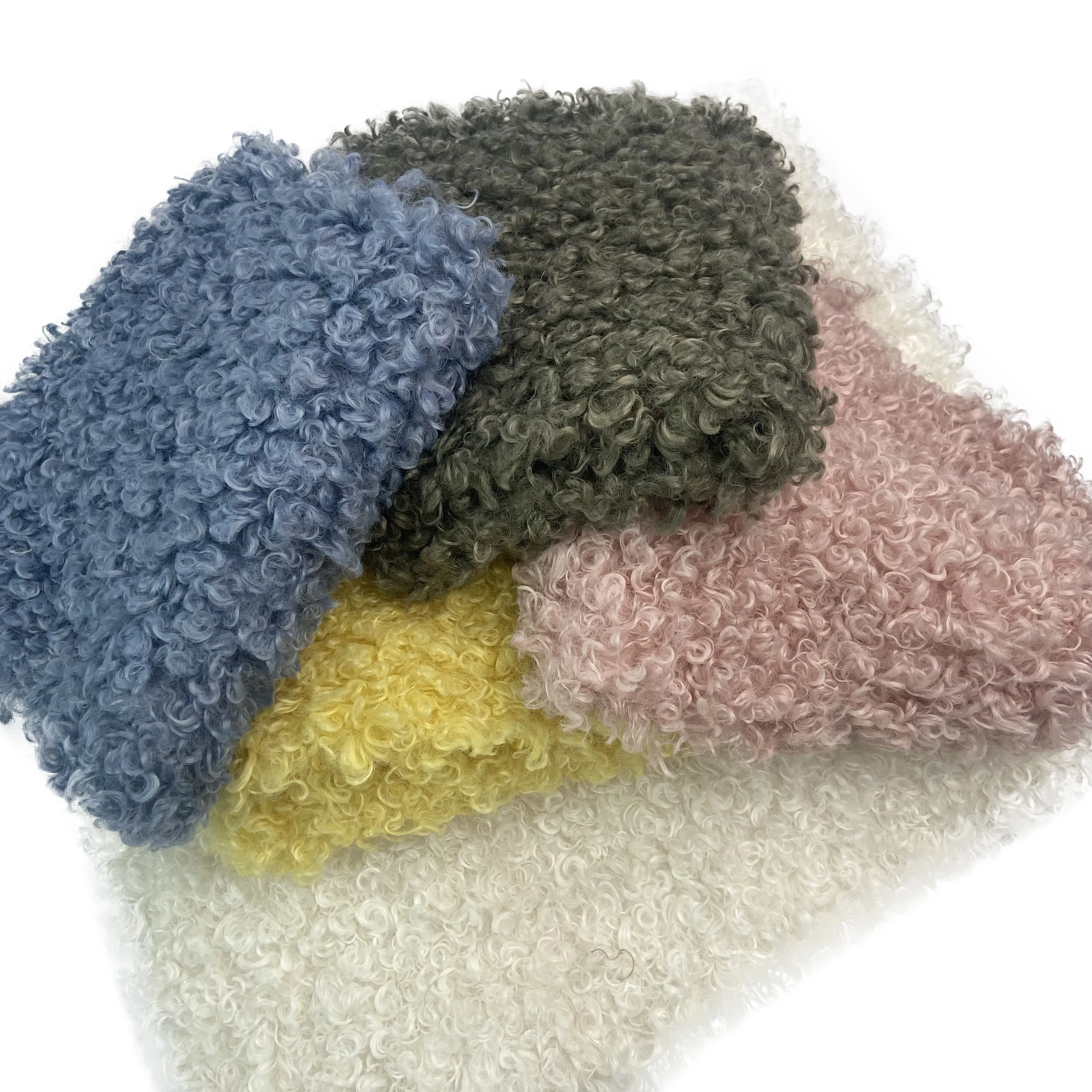 Factory Direct Wholesale 2cm Wool Roll Fabric 100% Polyester Soft Minky Faux Fur DIY Sewing Fabric for Handmade Plush Toys