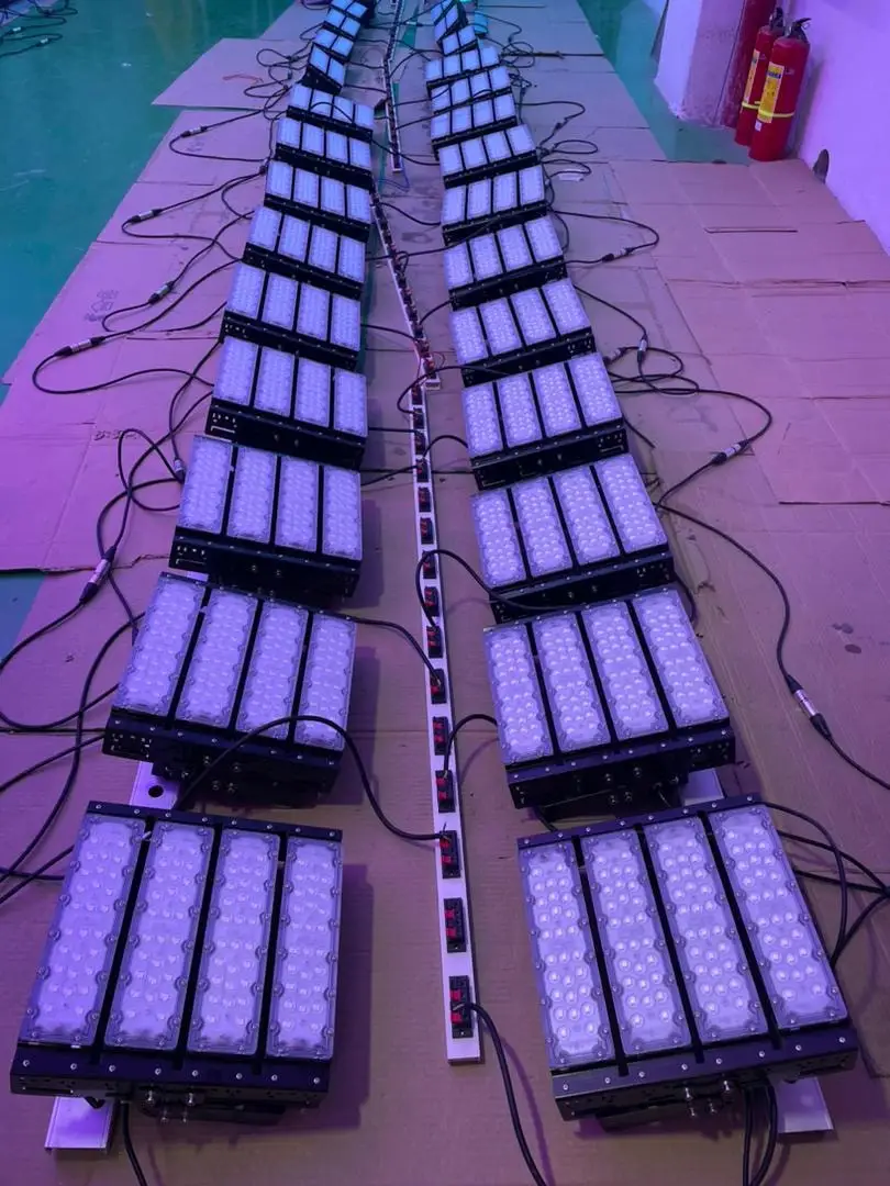 Professional Outdoor Waterproof IP68 Explosion Proof 500 Watt RGB Floodlight Reflector Stadium 500W RGB LED Flood Light