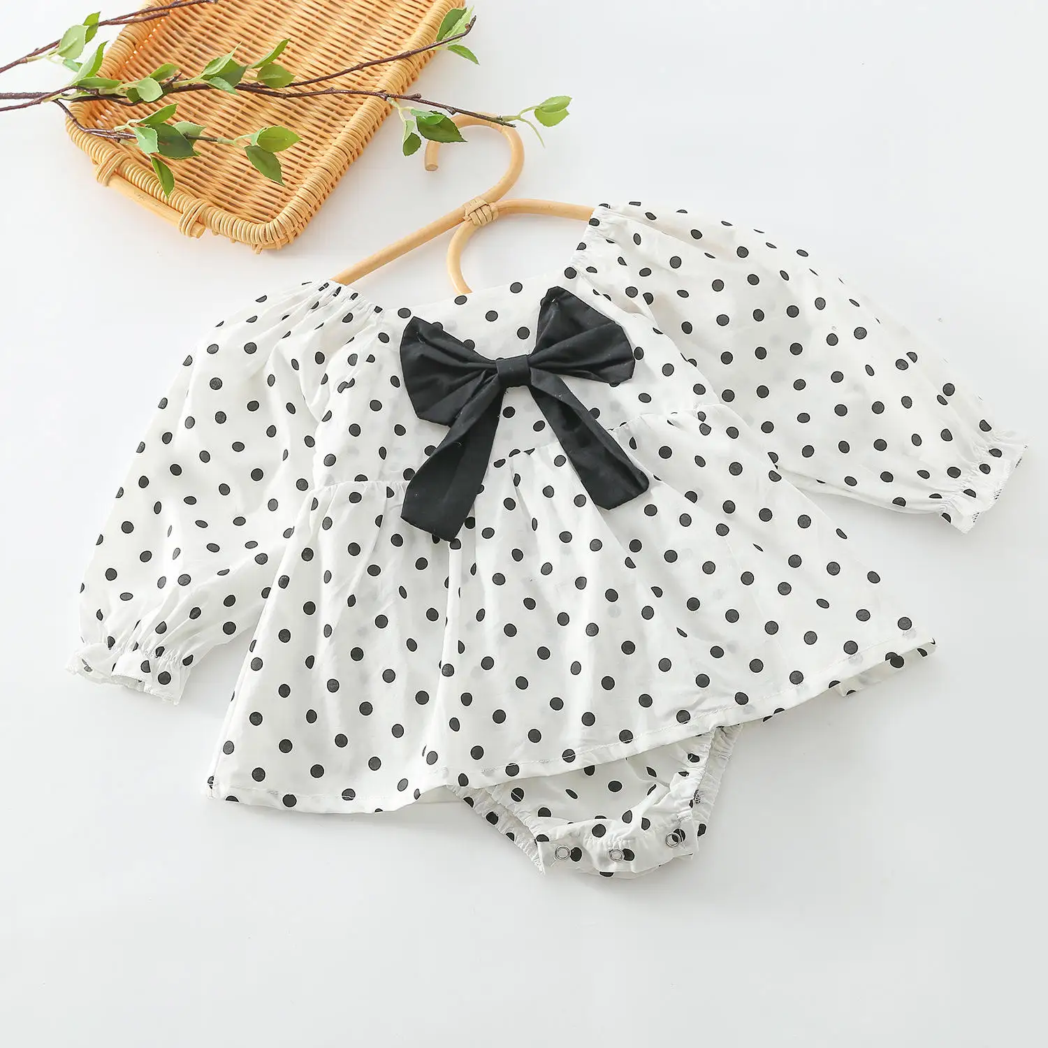 Korean version wave point foreign style baby bow princess skirt pure cotton short sleeve baby dresses