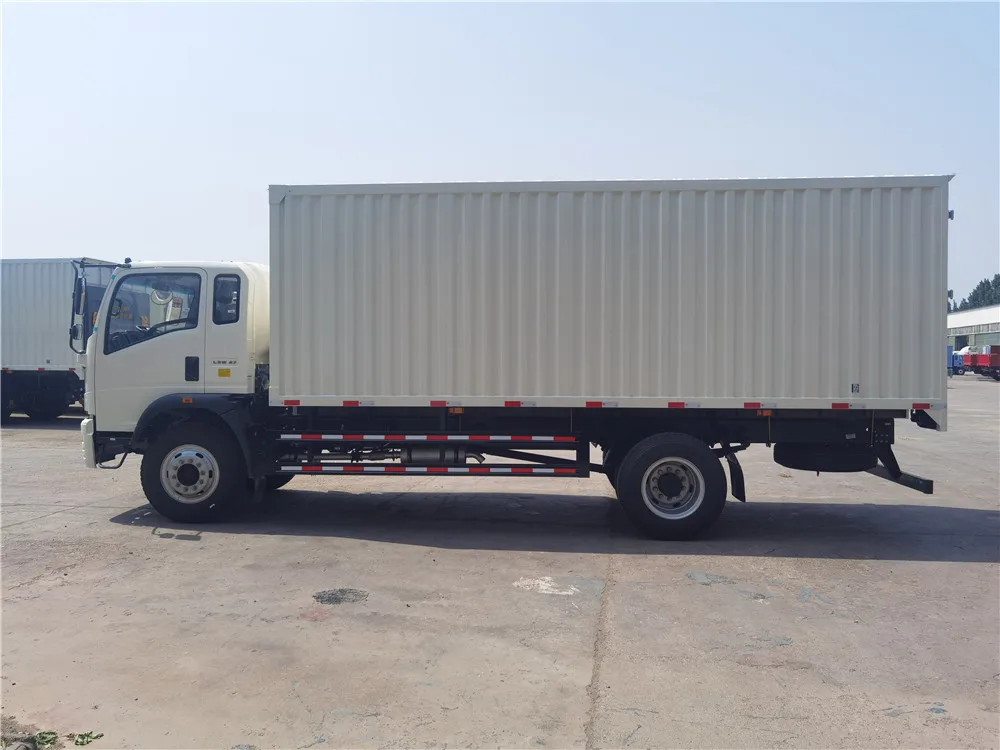 8 ton to 10 ton bottom price logistics company new 4x2 dry cargo delivery howo van