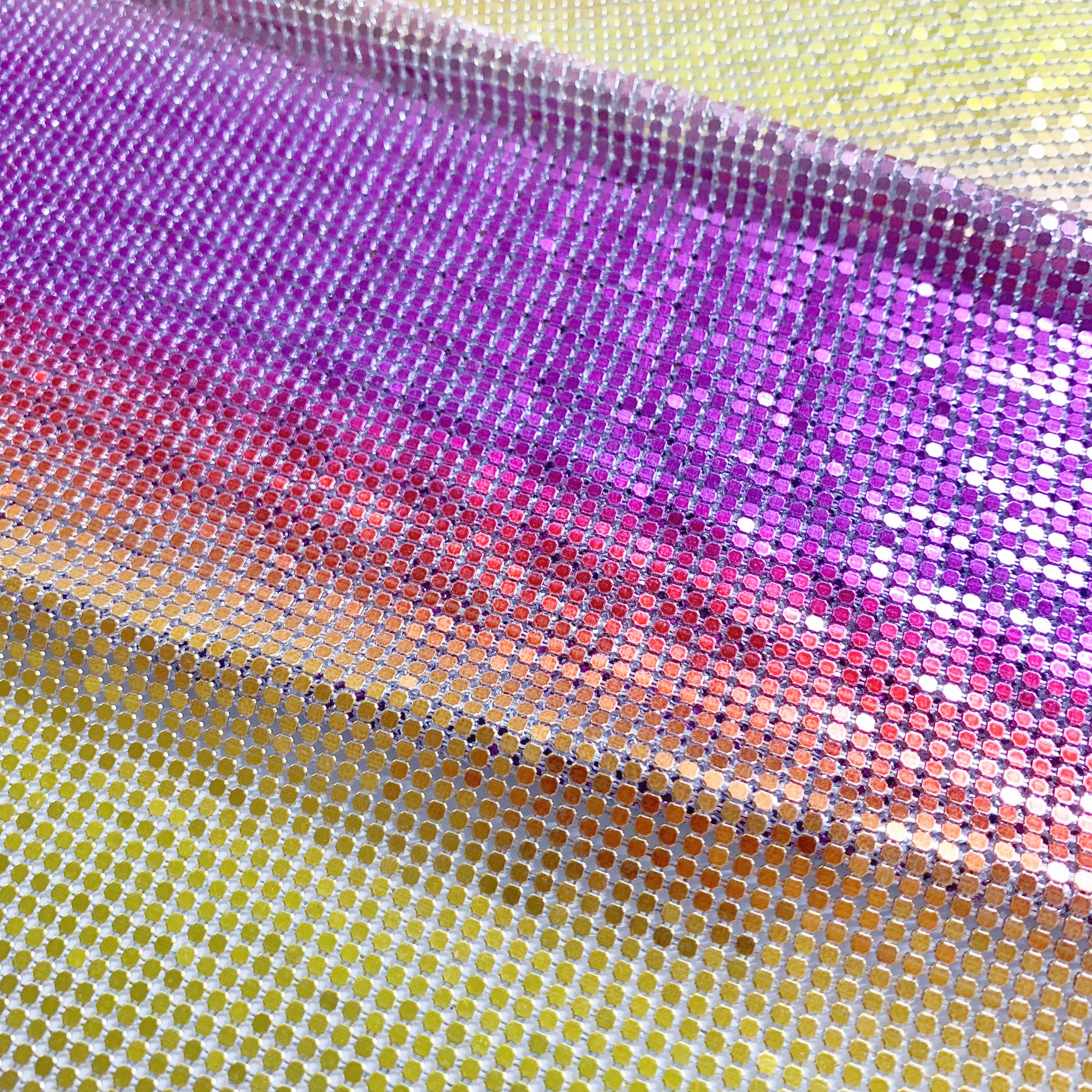 Fast Delivery Black Iridescent Aluminum Metal Mesh Metallic Sequin Chain mail Fabric For Dress Metallic Sequin Mesh