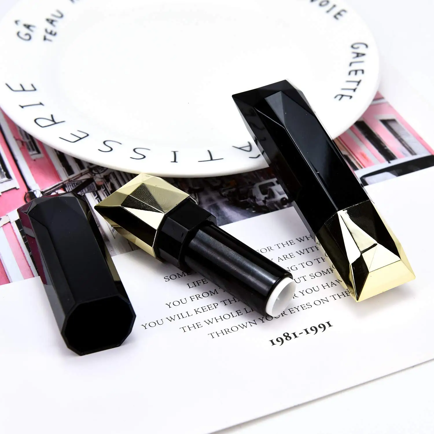 New Design Gold Metallized Empty Diamond Lipstick Container