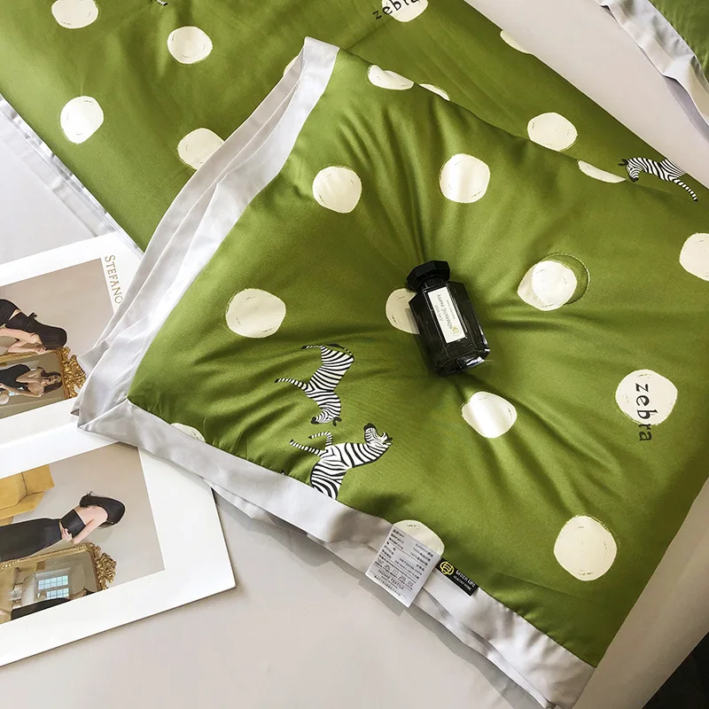 Latest design Print luxury bed room set blanket silk ice cooling for air-conditioned room bedroom bed sofa