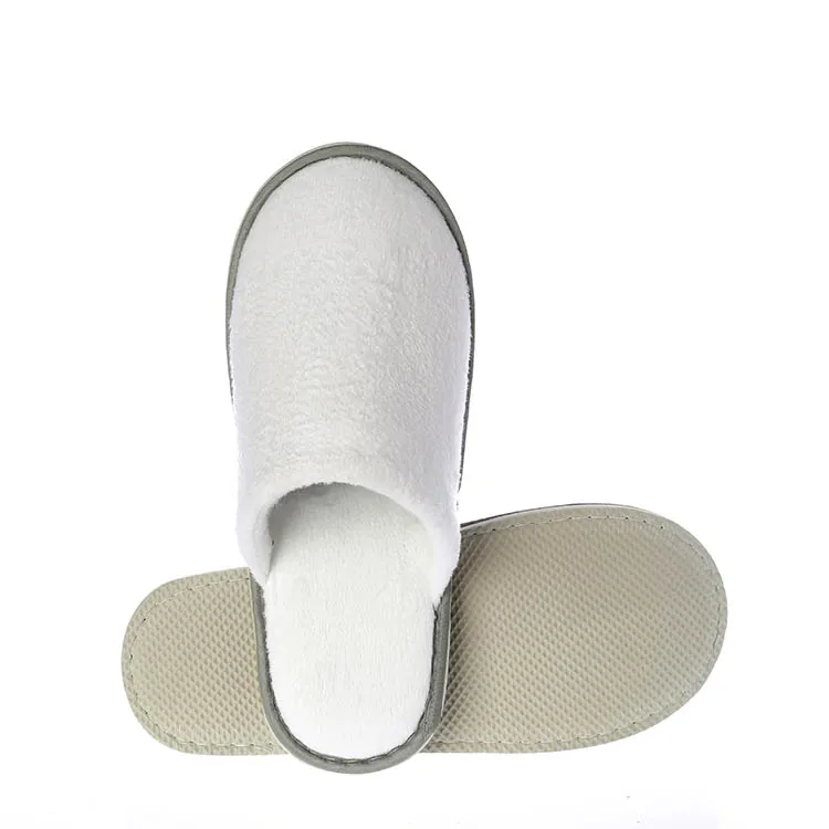 New design nice-looking wholesale eco friendly hotel bathroom accessories disposable slippers with logo