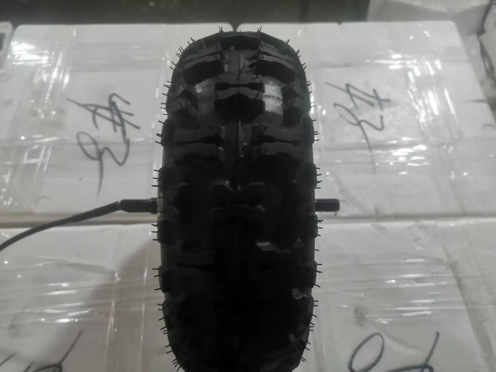 13 inch 48v 800w 1000w High Torque 80N.m 100N.m 150N.m 6-15km/h Low-speed Geared Hub Motor Wheel with wide tire