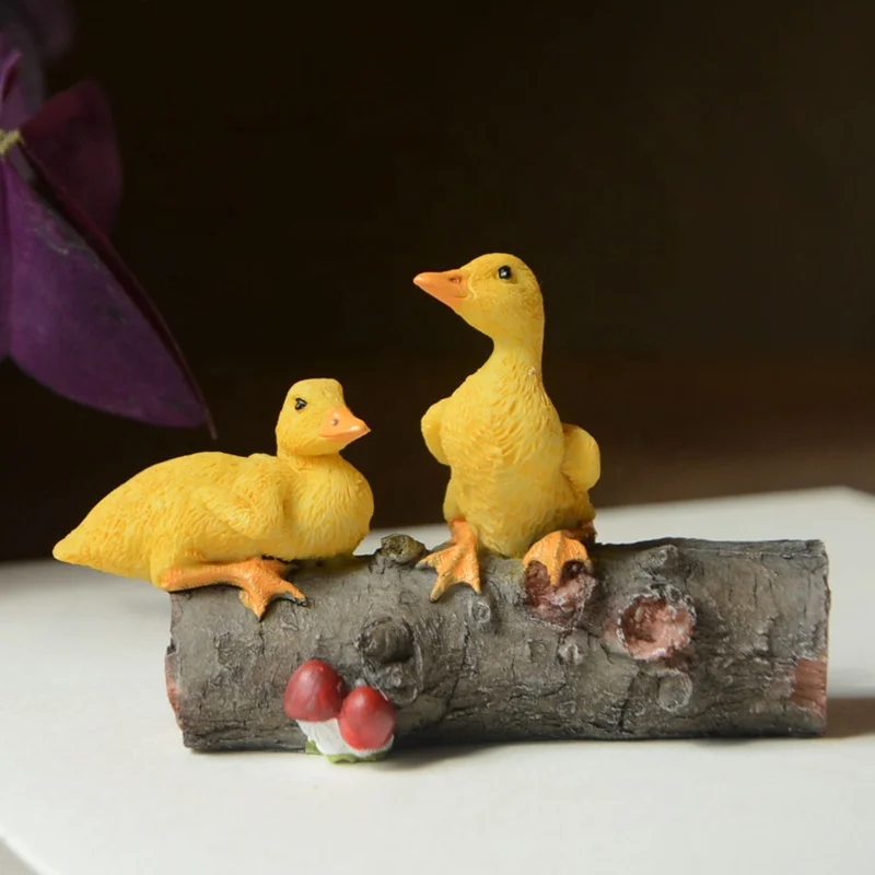 ED11382B Good Quality Wholesales Kawaii Handcraft Resin Animal Chicken resin Statues Garden Desktop Decoration Rooster Figurine