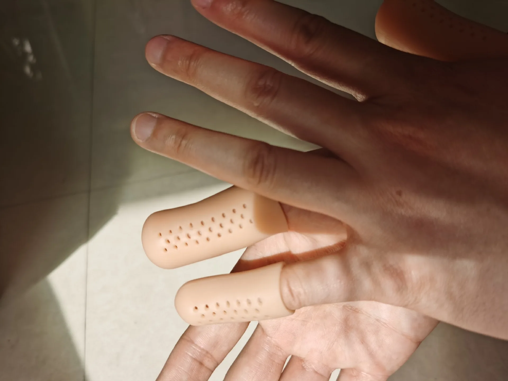 Wholesale Foot Care Soft Silicone Gel Breathability Big Toe Protection Cap